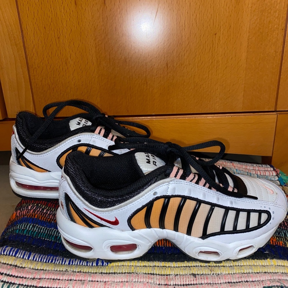 Nike Air Max Tailwind 4